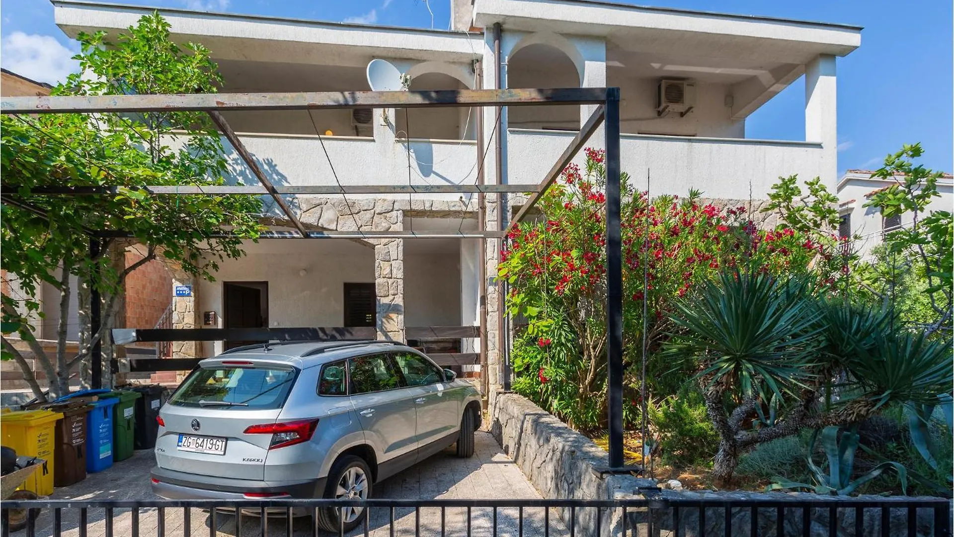 Nice Apartment In Pinezici With Wifi